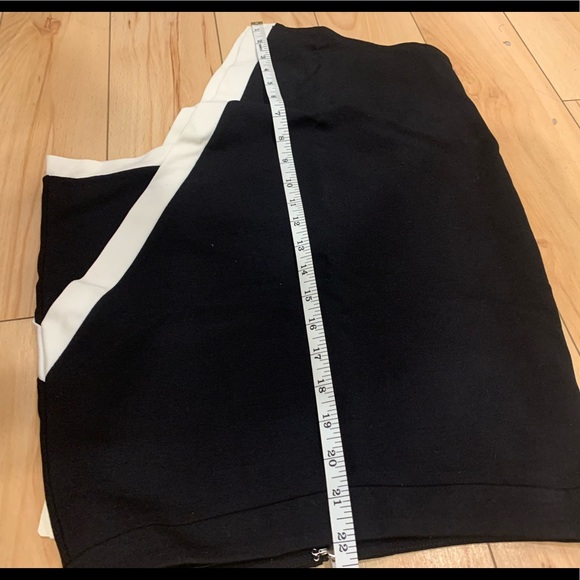 Asymmetrical skirt NWT 🔥 - Picture 8 of 8